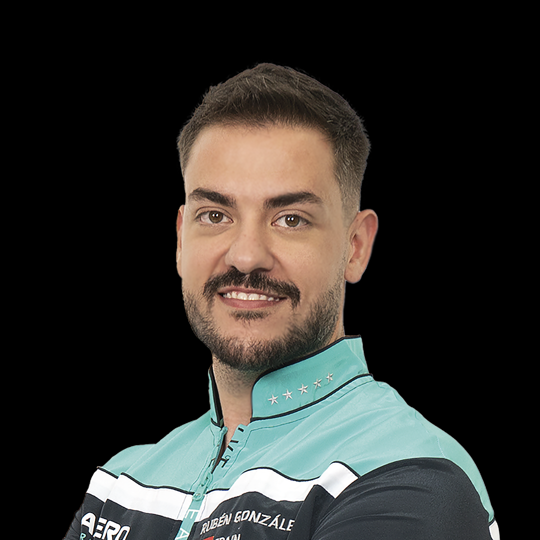 Rubén González